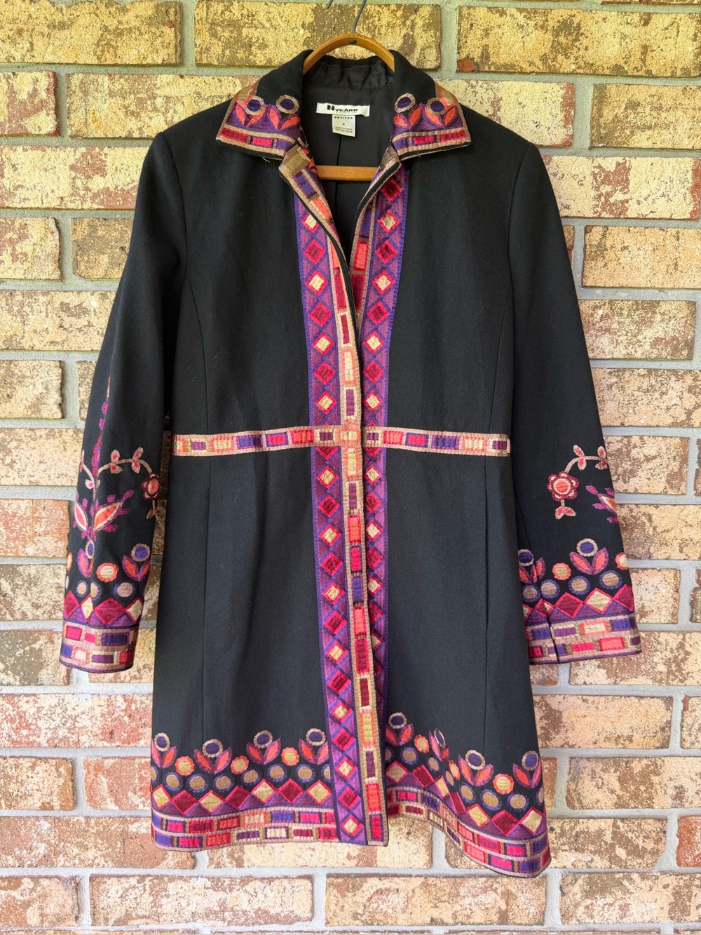 Vintage Nygård Collection Embroidered Wool Blend Car Coat Women’s Size 6 Wowza!